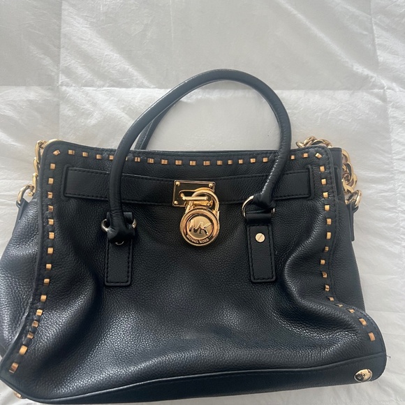 Michael Kors bag - Picture 1 of 3